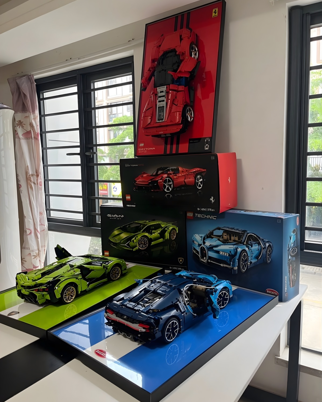 Smart RC Ferrari Display